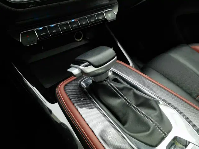 Changan Oushang X5 — Фото автомобиля 13