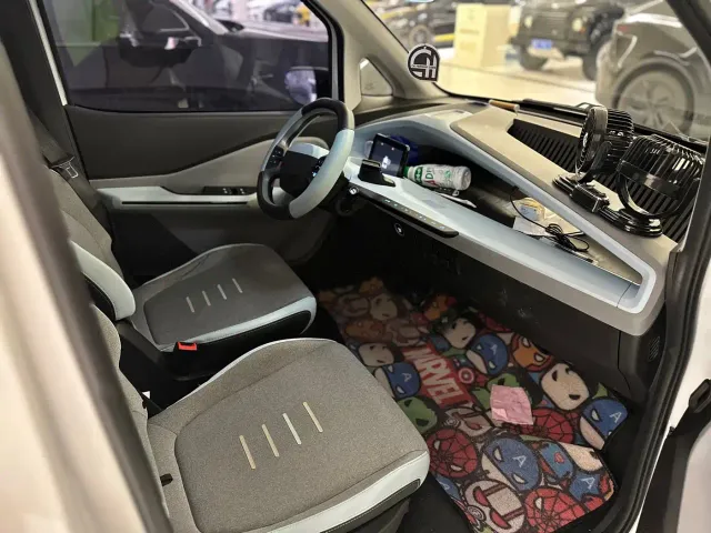 Wuling NanoEV — Фото автомобиля 5