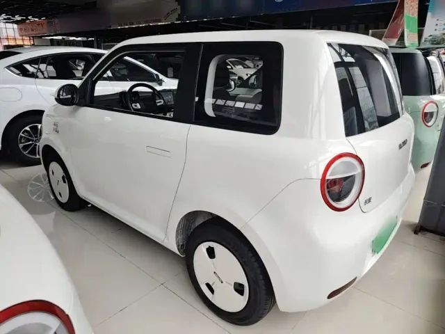 Changan Lumin — Фото автомобиля 4