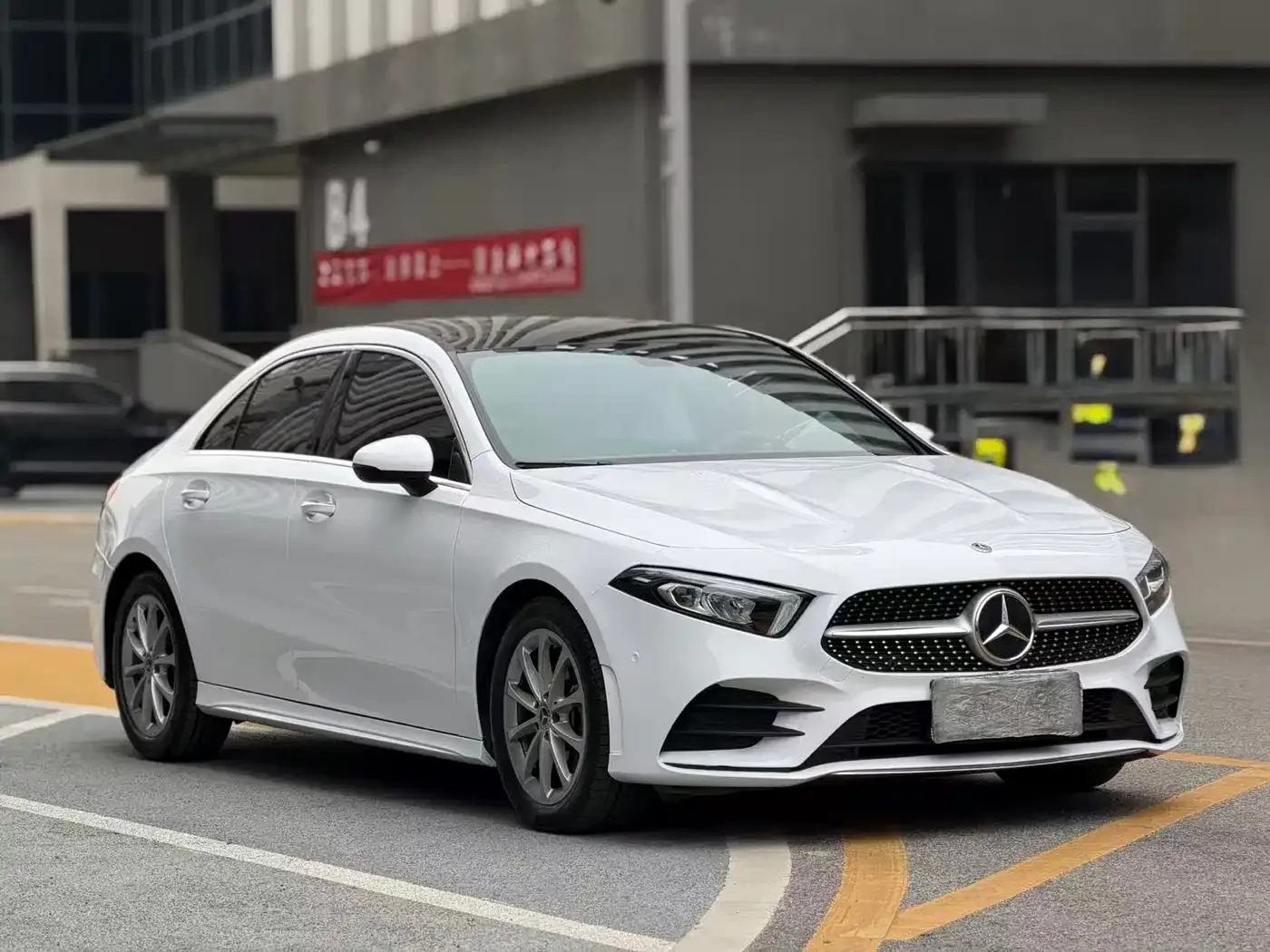 Mercedes-Benz Mercedes-Benz A-Class 2022 A 200 L Sport Sedan Dynamic — Фото автомобиля 3