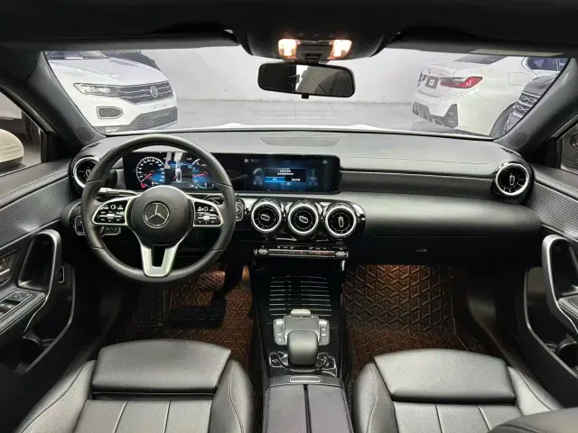 Mercedes-Benz A-Class — Фото автомобиля 17