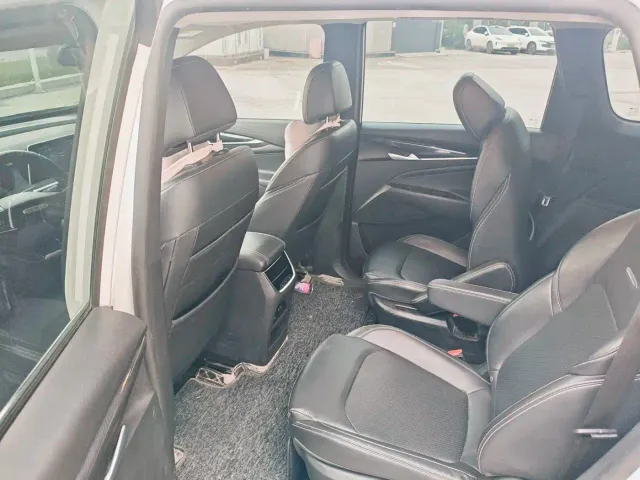 Maxus G50 — Фото автомобиля 5