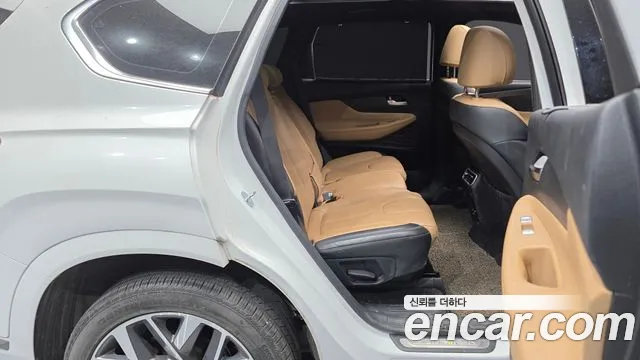 Hyundai Santafe Новый Santa Fe Бензин 2.5T 2WD — Фото автомобиля 12