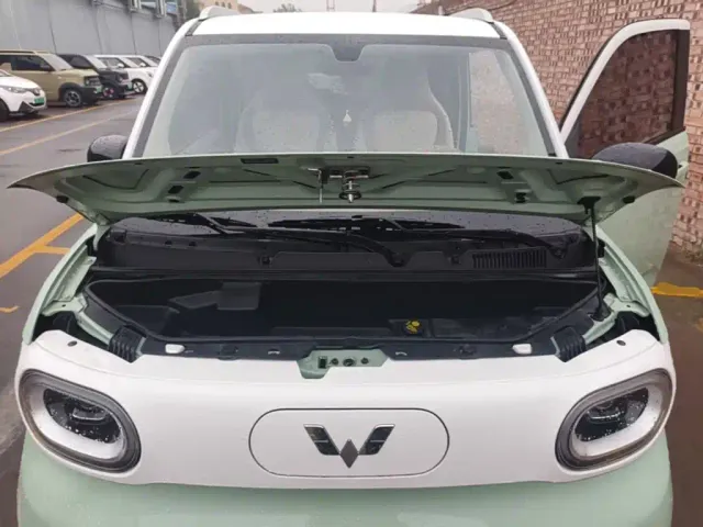 Wuling Hongguang Mini EV — Фото автомобиля 19