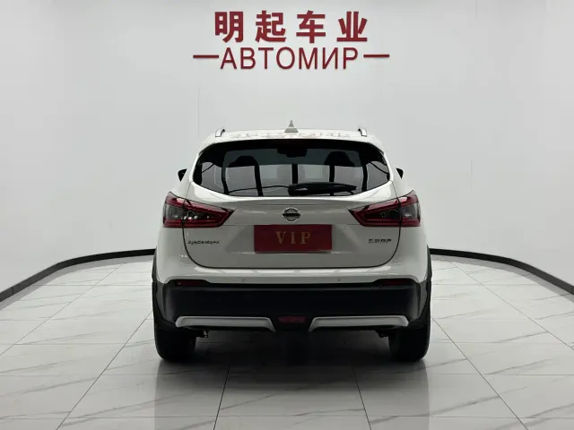 Nissan Qashqai — Фото автомобиля 10