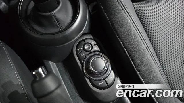 MINI Cooper — Фото автомобиля 27