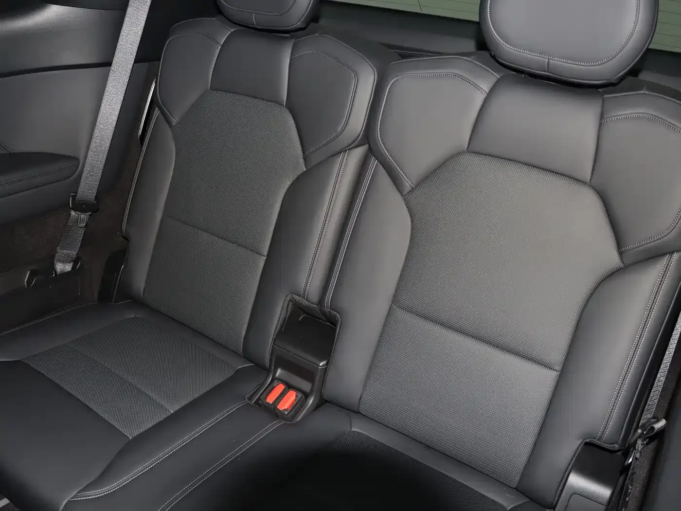 Lynk & Co Lynk & Co 09 2021 2.0T Halo 6-Seater — Фото автомобиля 14