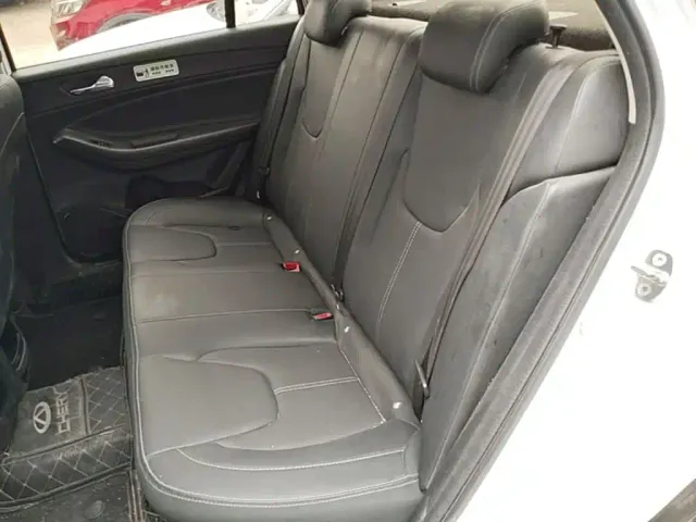 Chery Arrizo 5 — Фото автомобиля 13