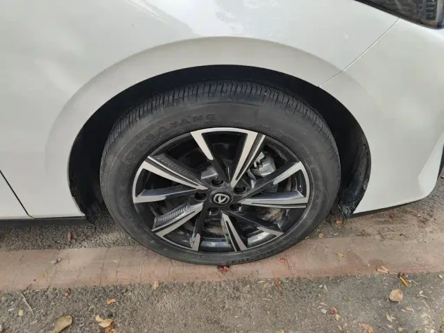 Changan Eado — Фото автомобиля 24