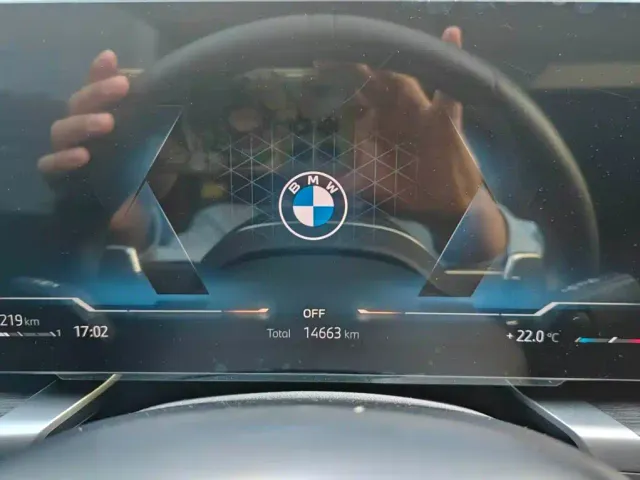 BMW 7 Series — Фото автомобиля 16