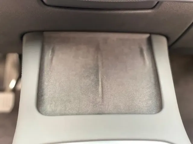 Tesla Model Y — Фото автомобиля 15