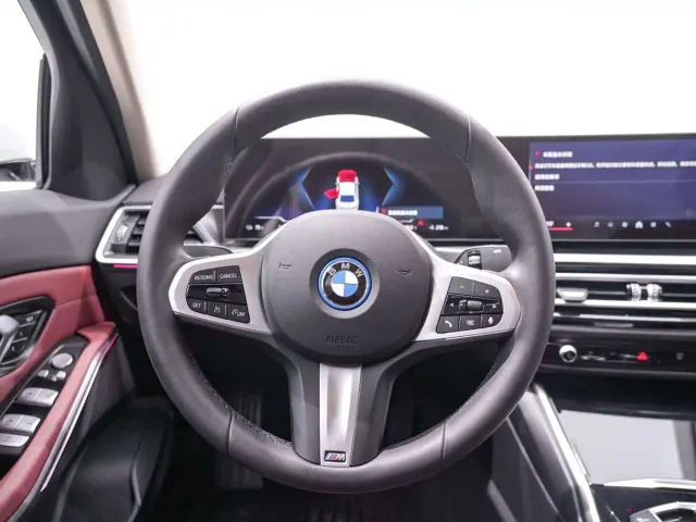 BMW i3 — Фото автомобиля 16