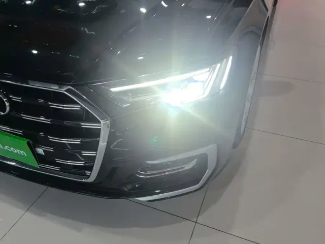 Audi A6L — Фото автомобиля 23