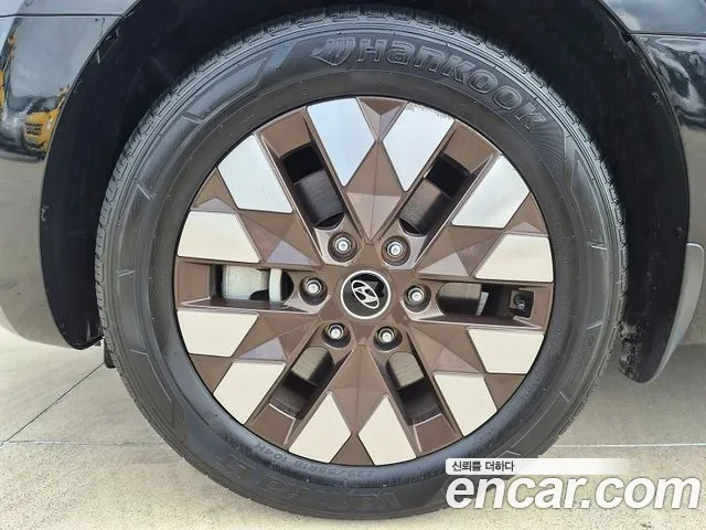 Hyundai Staria — Фото автомобиля 9