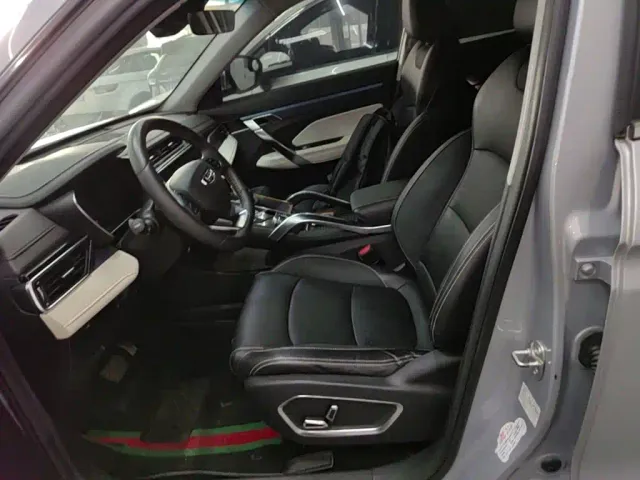 Geely Boyue — Фото автомобиля 14