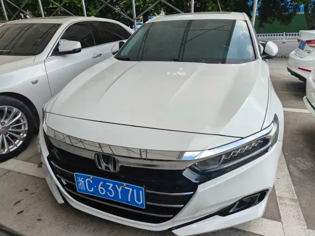 Honda Accord — Фото автомобиля 2