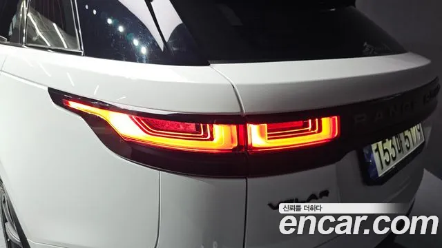 Land Rover Range Rover Velar — Фото автомобиля 21