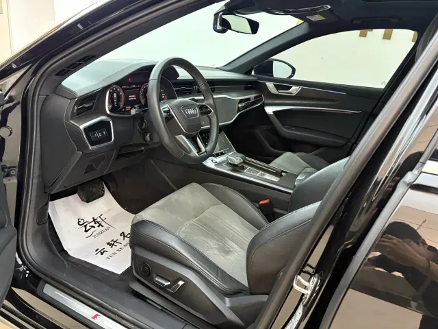 Audi A6L — Фото автомобиля 14