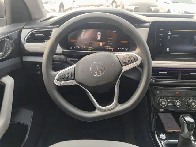 Volkswagen Tharu — Фото автомобиля 10