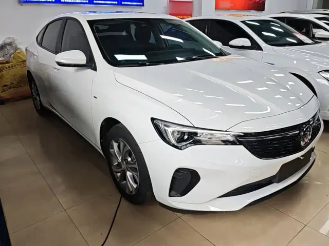 Buick Verano — Фото автомобиля 3