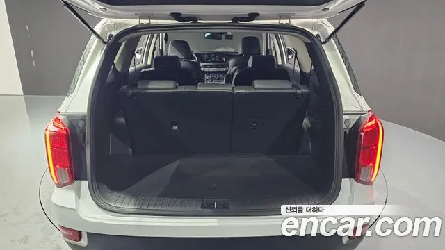 Hyundai Palisade Palisade Дизель 2.2 2WD — Фото автомобиля 16