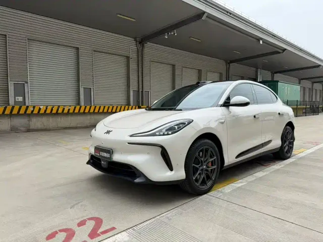 Фотография автомобиля — IM Motors LS6