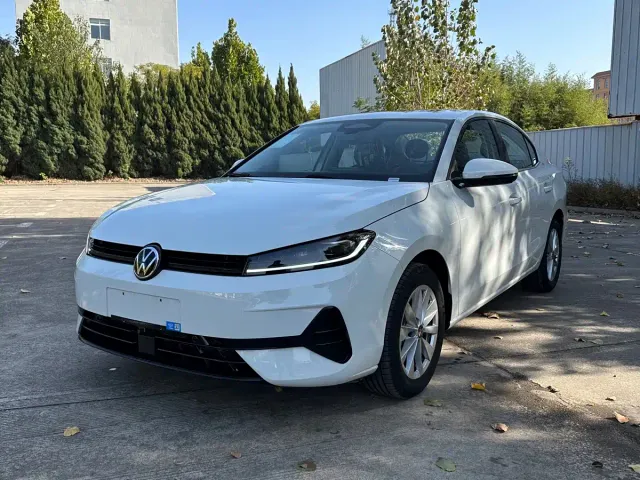Фотография автомобиля — Volkswagen Sagitar