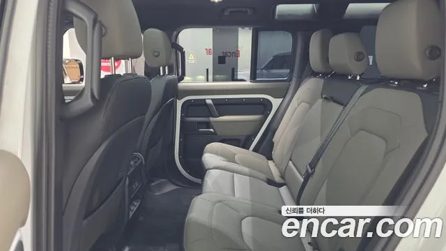 Land Rover Defender L663 — Фото автомобиля 4