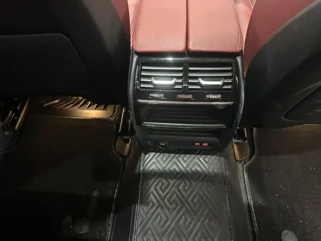 BMW 5 Series — Фото автомобиля 7
