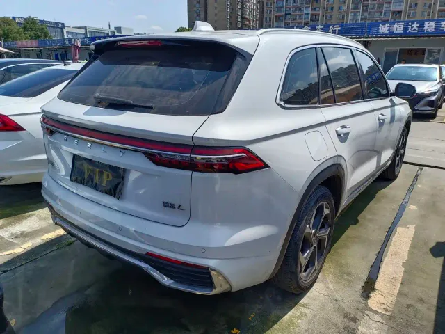 Geely Xingyue L — Фото автомобиля 14