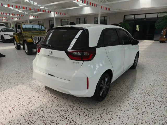 Honda Fit — Фото автомобиля 23