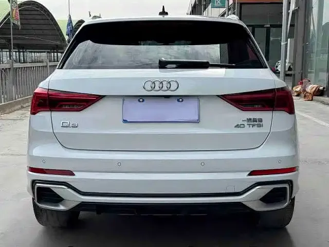 Audi Q3 — Фото автомобиля 5