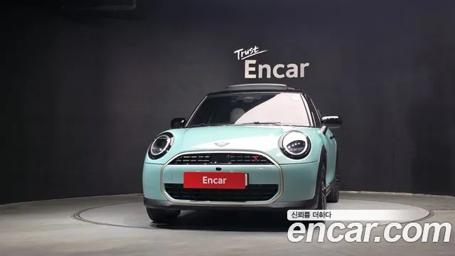 Mini Cooper — Фото автомобиля 3