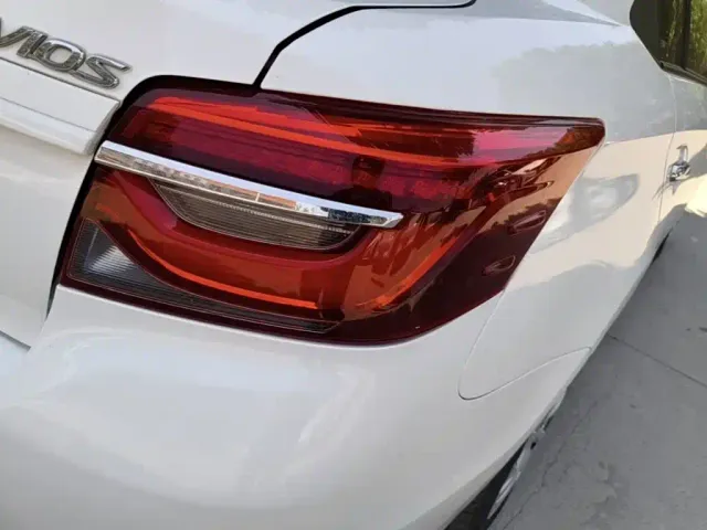 Toyota Vios — Фото автомобиля 7