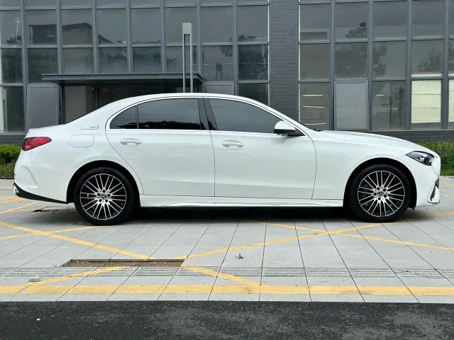 Mercedes-Benz C-Class — Фото автомобиля 12