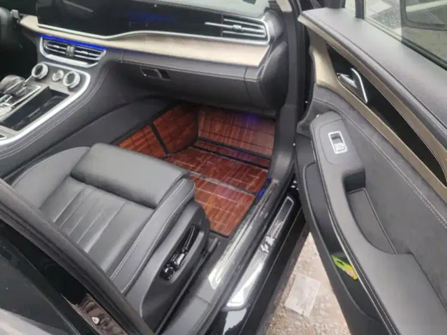 Hongqi H9 — Фото автомобиля 8