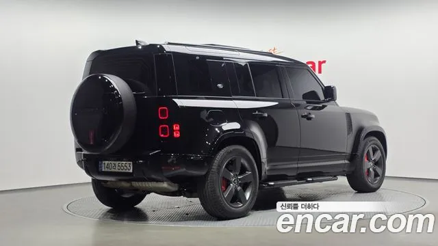 Land Rover Defender L663 — Фото автомобиля 2