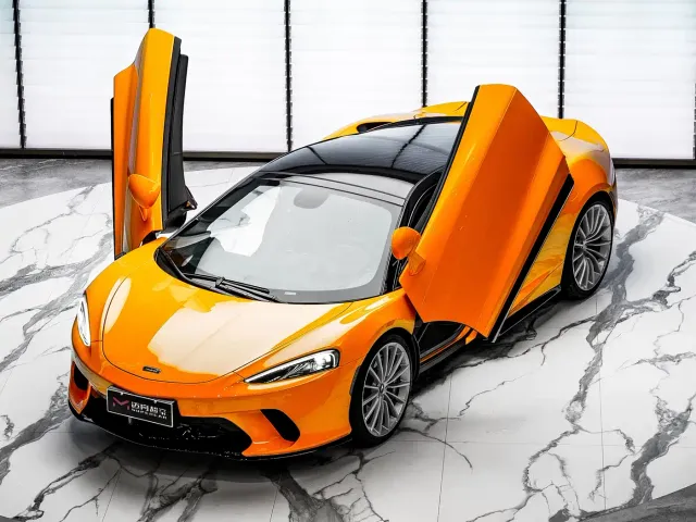 McLaren GT — Фото автомобиля 2