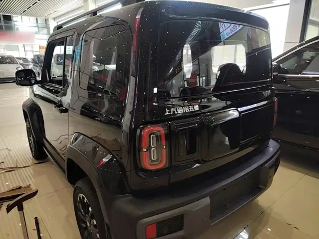 Baojun Yep — Фото автомобиля 4