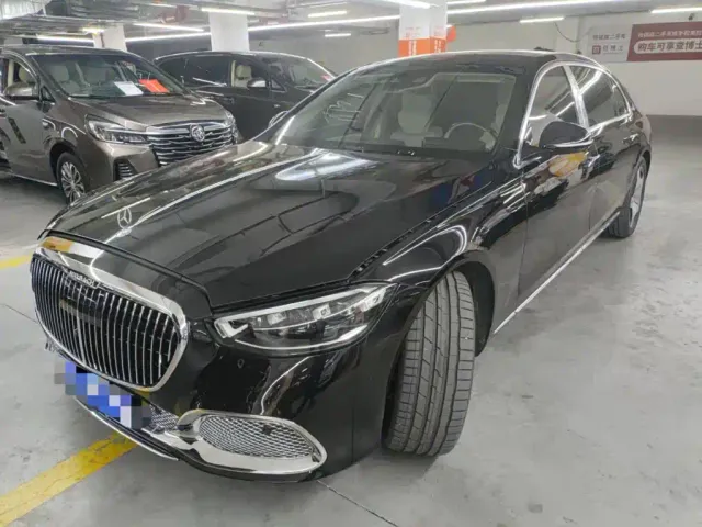Фотография автомобиля — Mercedes-Benz Maybach S-Class