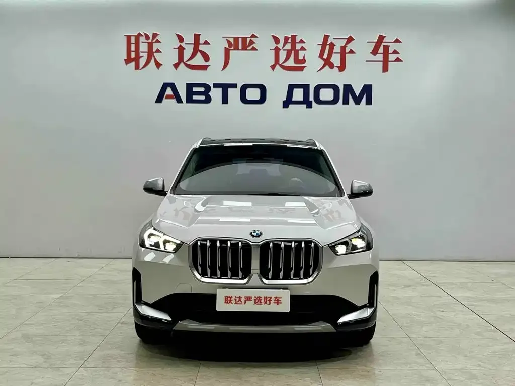 BMW BMW X1 2023 sDrive20Li X Design Package — Фото автомобиля 3