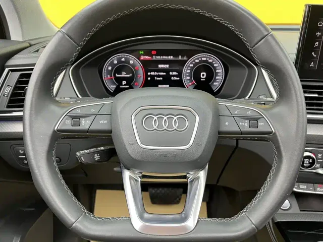 Audi Q5L — Фото автомобиля 15