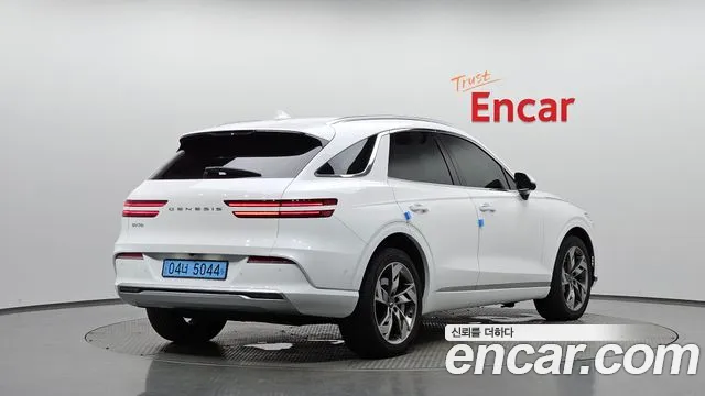 Genesis GV70 Electrified GV70 — Фото автомобиля 2