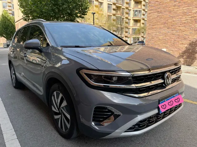 Volkswagen Talagon — Фото автомобиля 2