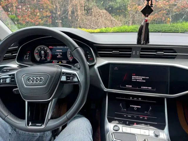 Audi A6L — Фото автомобиля 15