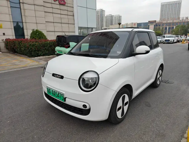 Фотография автомобиля — Changan Lumin