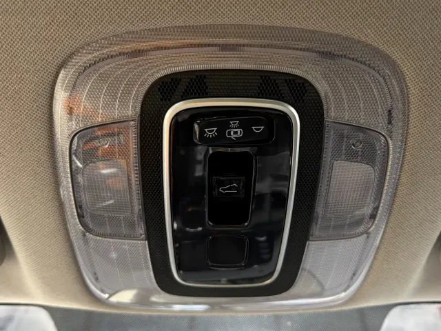 Hyundai Elantra — Фото автомобиля 19