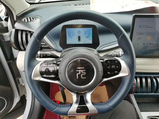 BYD Yuan PLUS — Фото автомобиля 10