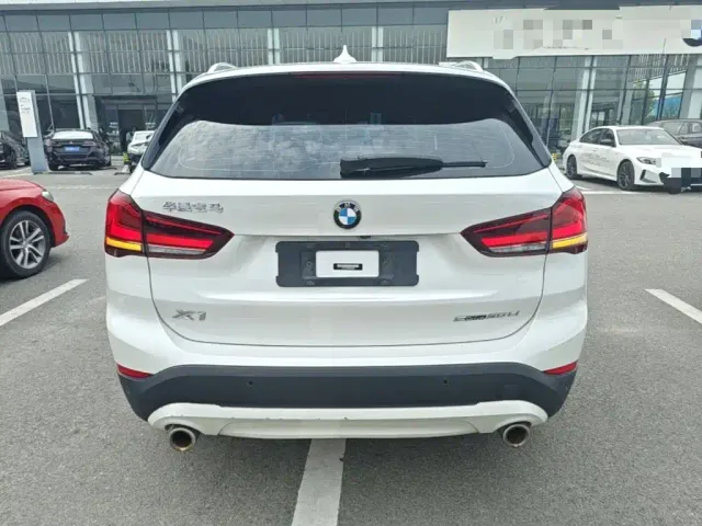 BMW X1 — Фото автомобиля 5