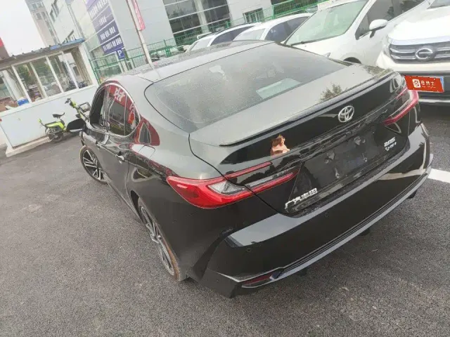 Toyota Camry — Фото автомобиля 6
